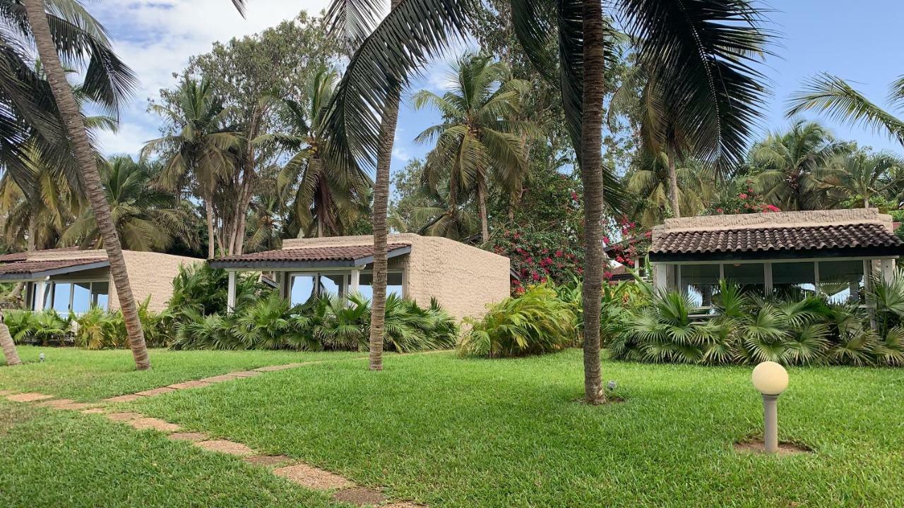 Mafia Hotel Coucoue Lodge מראה חיצוני תמונה
